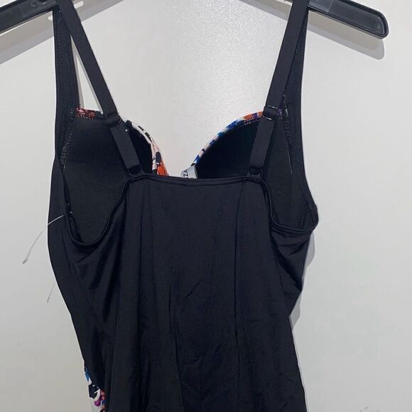 Romenza Targo Women's Multicolor Floral Stretchy Ruched Swimsuit Size XL - Picture 4 of 8